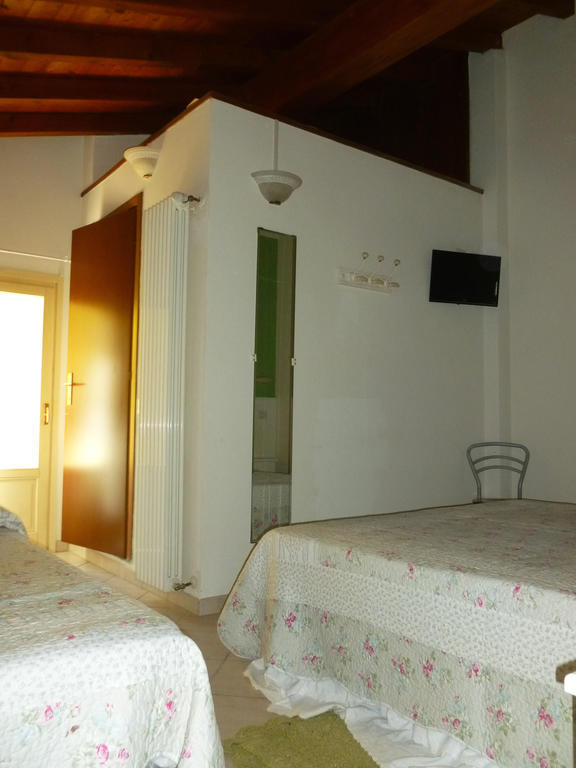 La Locanda Al Lago Verbania Zimmer foto